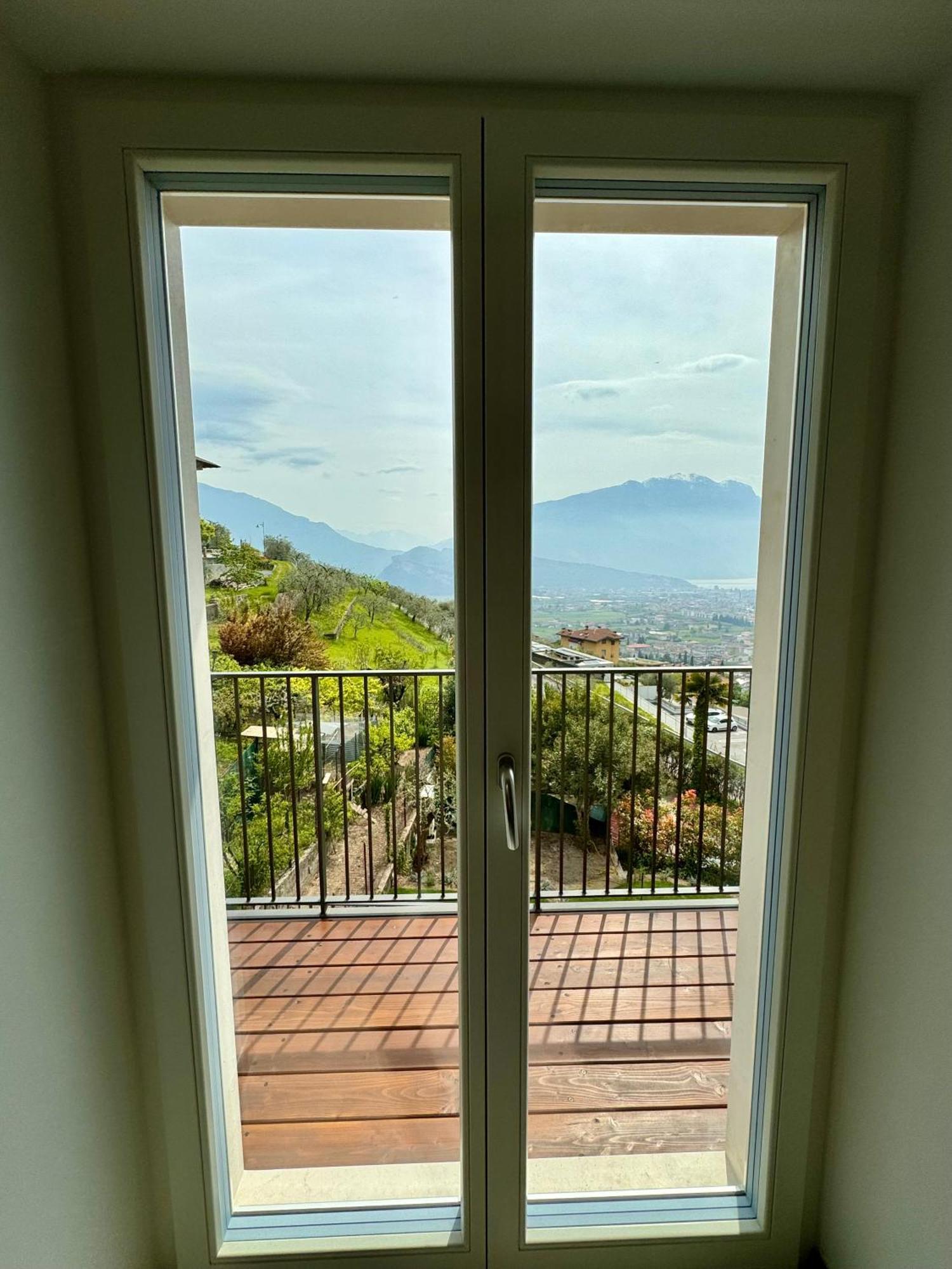 Ferienwohnung Eco Garda Hill Tenno Exterior foto