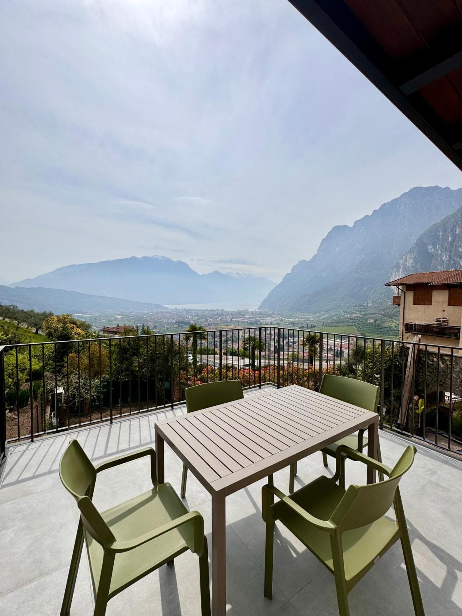 Ferienwohnung Eco Garda Hill Tenno Exterior foto